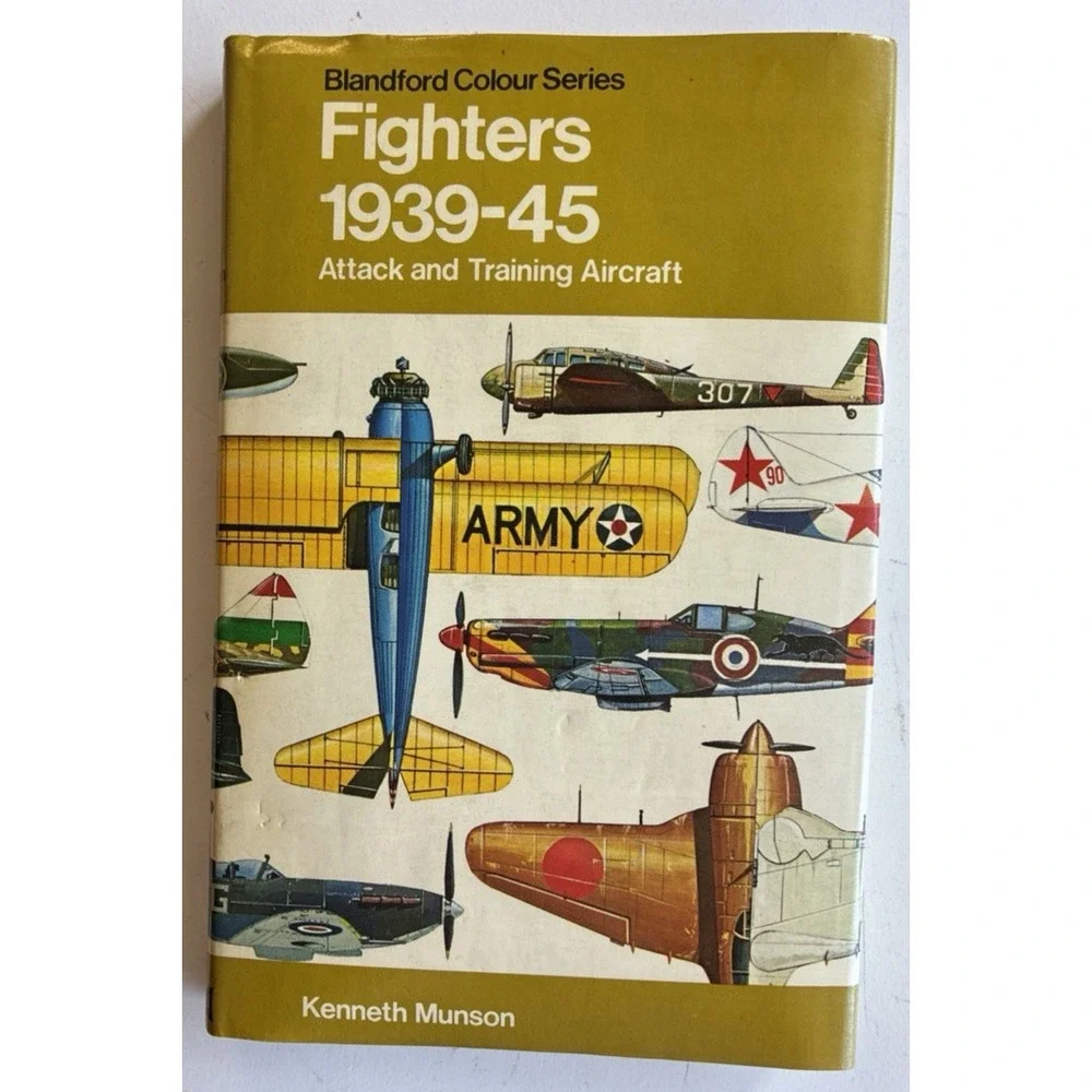 Blandford Colour Series Fighters 1939-45 Attack And Training Aircraft (H5)